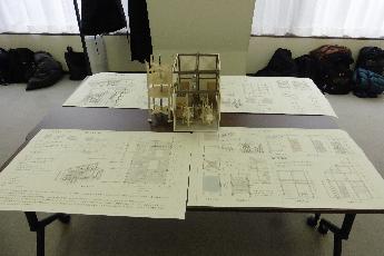 学生が作った街並みの図面展示写真