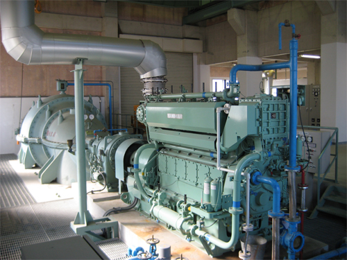 相之島排水機場のポンプなどの写真
