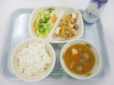 12月17日の小学校の給食の写真