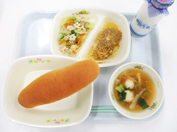 令和7年12月23日の小学校の給食の写真