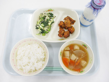 令和8年2月6日の小学校の給食の写真
