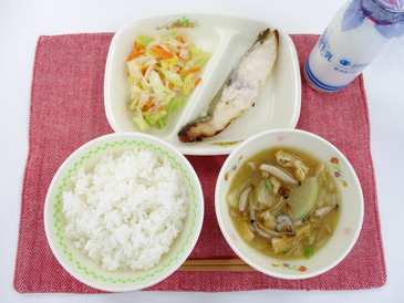 令和8年2月9日の中学校の給食の写真