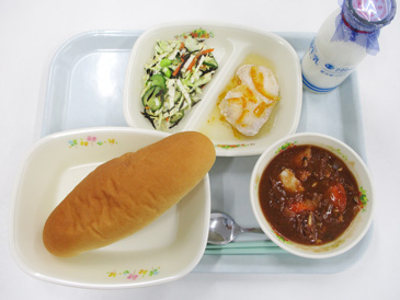 令和8年2月17日の小学校の給食の写真