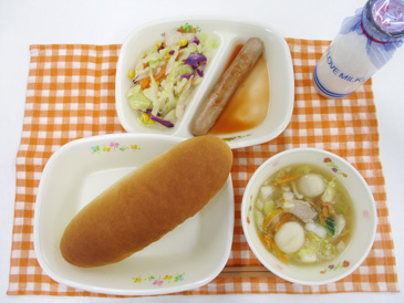 令和8年4月14日の中学校の給食の写真