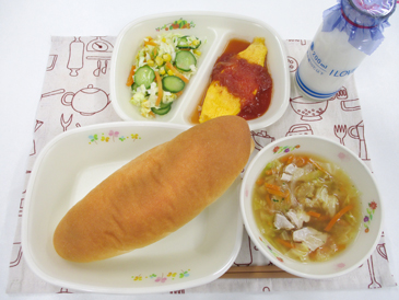 令和8年4月16日の中学校の給食の写真