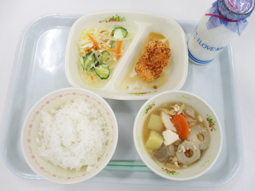 令和8年6月1日の小学校の給食の写真