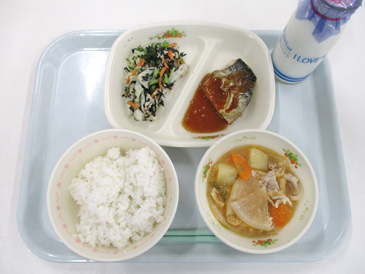 令和8年6月29日の小学校の給食の写真