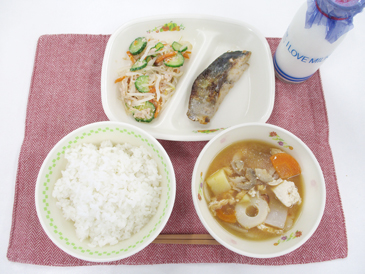 令和8年7月6日の中学校の給食の写真