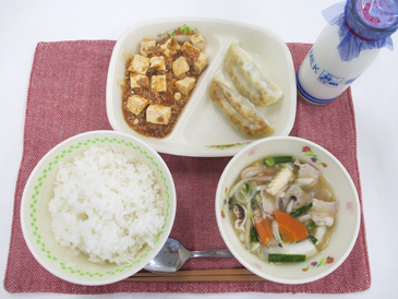 令和8年7月13日の中学校の給食の写真