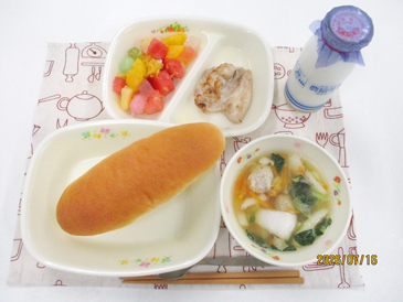 令和8年7月16日の中学校の給食の写真