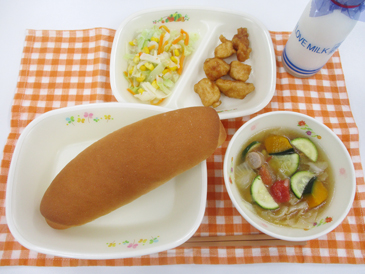 令和8年8月25日の中学校の給食の写真