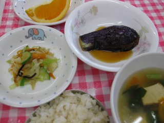 給食の画像